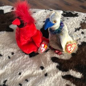 Two Original TY Beanie Babies, Mac 1999 and Buzzy 2000